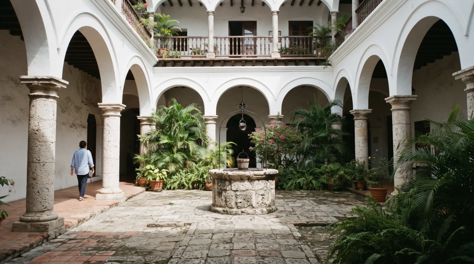 A colonial courtyard museum interior in the Cartagena museums guide